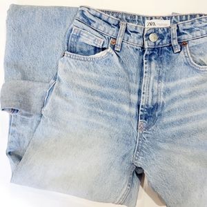 Zara Distressed Jeans Sze 2/34